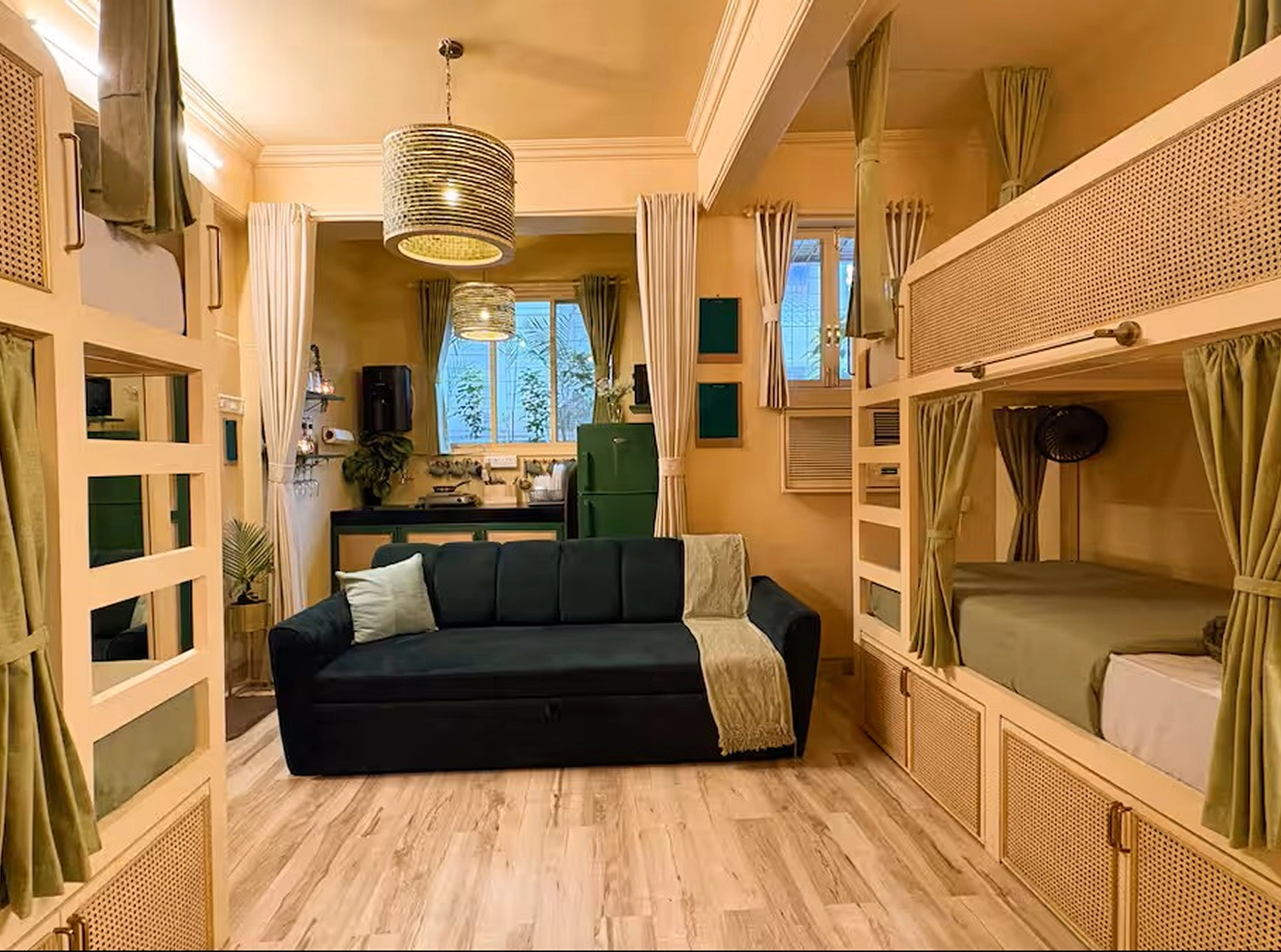 The Sleepy Owl ( Men Only )